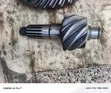 Isuzu ELF Truck Crown Wheel Pinion - 2