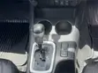 Toyota Hilux Revo Double Cab 2.4 Diesel 4WD Nyeusi 2021 - 4