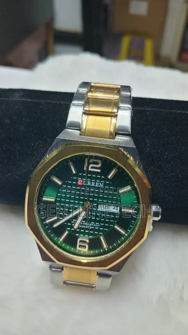 Curren Men's Green Dial Watch - 1