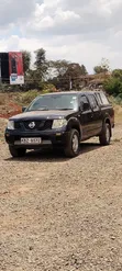 Nissan Navara 2.5 dCi 4x4 Pickup 2007 Nyeusi - 5