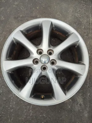 5 Magurudumu na Matairi ya Toyota Wish