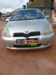Toyota Vitz 2001 Silver - 1