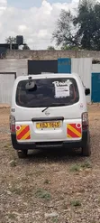 Toyota Grand HiAce G 3.0 Diesel Turbo 4WD 8-Seater 2002 - 4