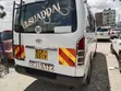 Toyota HiAce 2009 Nyeupe - 1