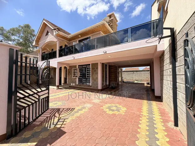 5 Bedroom Mansion with DSQ in Kamakis for Rent - 1