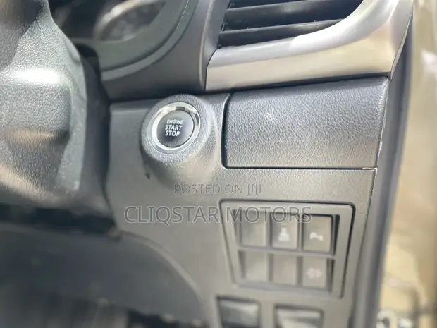 Toyota Hilux Double Cab 2023 - Haijasajiliwa - 1