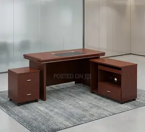 Kazi ya Ofisi ya Mahogany Executive 1.6M