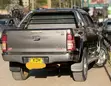 Toyota Hilux Double Cab 2015 Nyeusi - 4