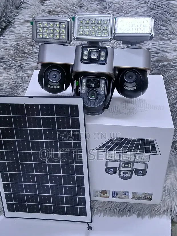 4G VTS30A Triple Lens PTZ Solar Camera with 3 Street Lights - 1