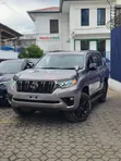 Toyota Land Cruiser Prado 2019 Gray - 2