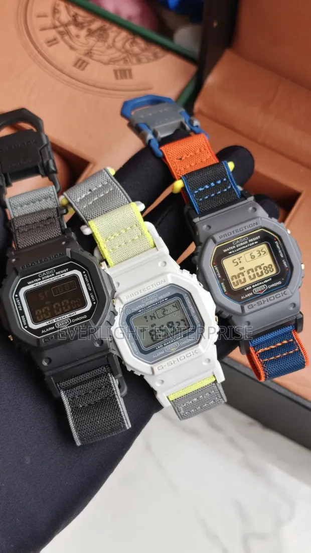 Casio G-Shock DW-5600 - 1