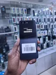 Samsung Galaxy Z Flip7 512GB Nyeusi - 1