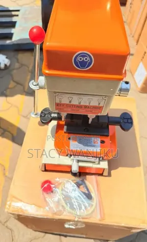 Brand New Key Cutting Machine
