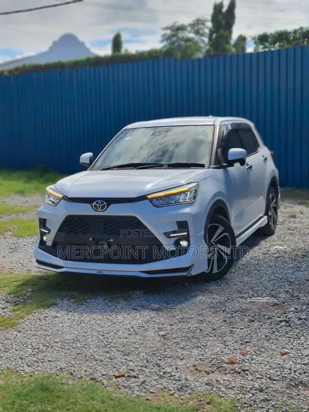 Toyota Raize 1.0 AWD 2020 White - 1