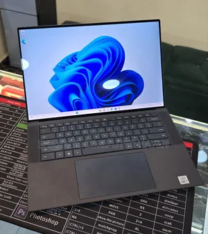 Laptop Dell XPS 15 9500 - Core i7, 16GB RAM, 256GB SSD