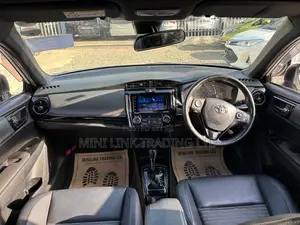 Toyota Corolla Fielder 1.5 Hybrid FWD 2018 Nyeupe