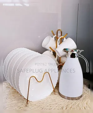 13-Piece Tableware Set - 1 Flask, 6 Plates & 6 Cups