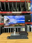 HP Z2 G3 Mini Workstation na Dell Monitor 24" - 1