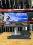 HP Z2 G3 Mini Workstation na Dell Monitor 24" - 2