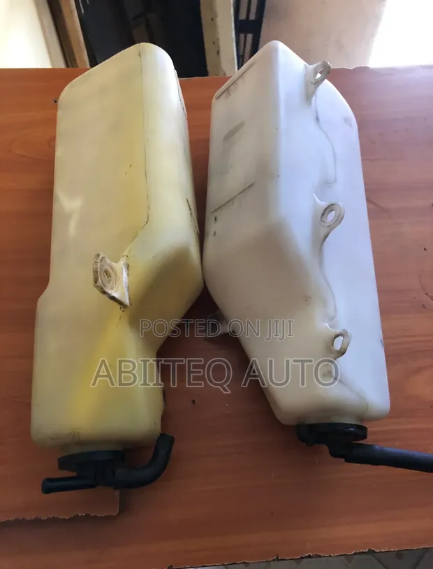 Toyota Land Cruiser 79 Series Radiator Coolant Bottle - 1