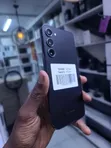 Samsung Galaxy S23 Plus 256GB Nyeusi - 2