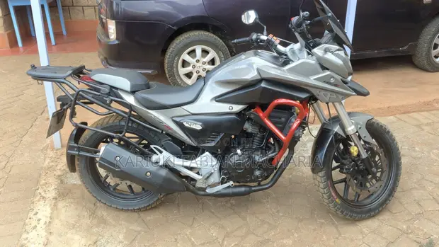 Lifan 200cc Touring Motorcycle 2023 - 1