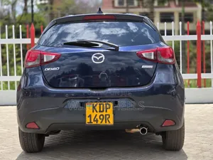 Mazda Demio 2017 Bluu