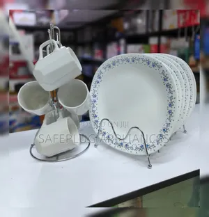 12-Piece Demure Tableware Set - Plates & Mugs