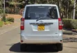 Toyota Noah 2012 Nyeupe - 2