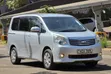 Toyota Noah 2012 Nyeupe - 3