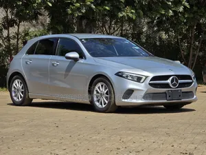 Mercedes-Benz A-Class 2018 Silver