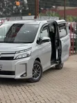 Toyota Voxy 2019 Silver - 2