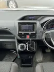 Toyota Voxy 2019 Silver - 4