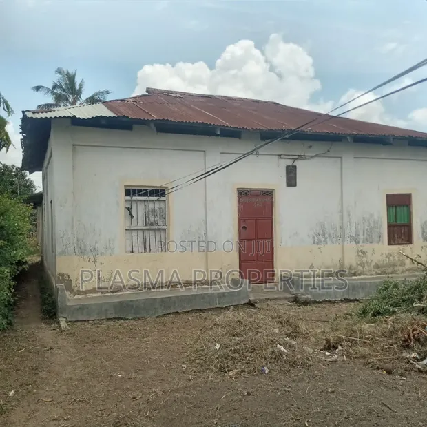 8-Bedroom House for Sale in Hamisi Estate, Kipevu - 1