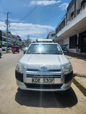 Toyota Succeed 2015 Nyeupe