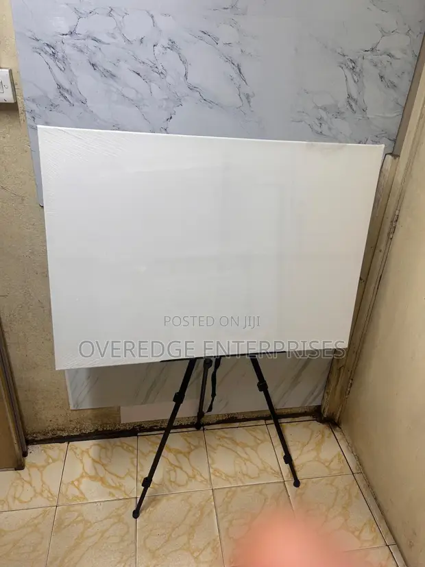 Kanzasi ya Kuchora 100cm x 70cm na Easel - 1