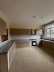 Townhouse ya Vyumba 5 na DSQ Mtaa wa Karen, Hardy - Pangishwa - 5