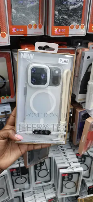 Kesi ya Magnetic Nyeupe yenye Stand ya Camera na Mkanda wa Mkono kwa iPhone 17 Pro