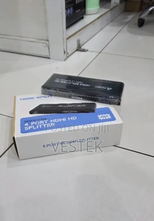 4-Port 4K HDMI Splitter - 1