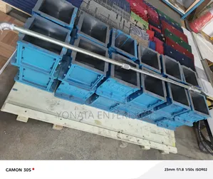 Commercial Concrete Cube Moulds (Cast Iron)