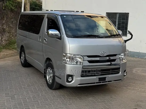 Toyota HiAce 2020 Grey - 1