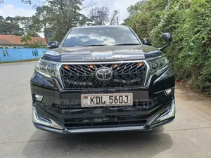 Toyota Land Cruiser Prado 2.7 2018 Nyeusi