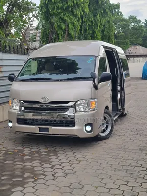 Toyota HiAce 2019 Beige