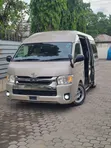 Toyota HiAce 2019 Beige - 1
