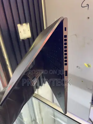 Lenovo ThinkPad X1 Yoga Gen 11 Intel Core i7 16GB RAM 512GB SSD