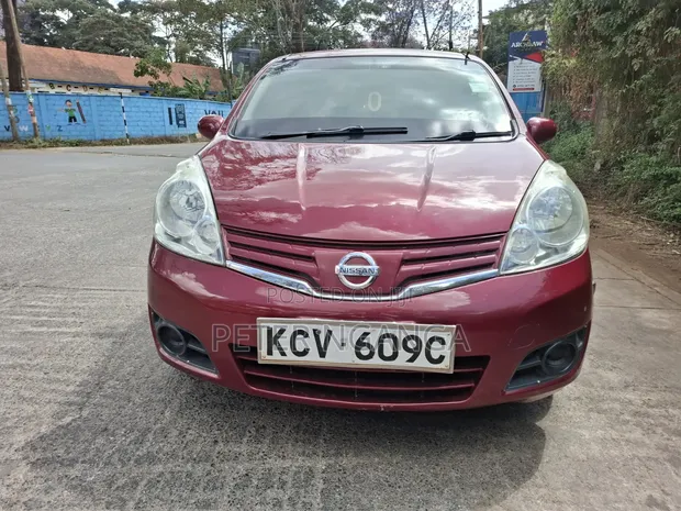 Nissan Note 1.4 Hatchback 2012 Nyekundu - 1