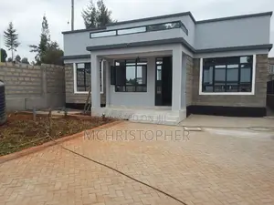 3 Bedroom Bungalow with SQ in Matasia for Sale
