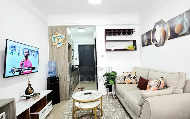 Furnished Studio Apartment Kilimani with Balcony | Gym & Rooftop - 1