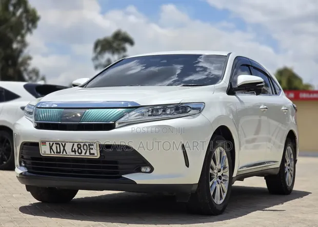 Toyota Harrier 2.0 4WD 2019 Nyeupe - 1