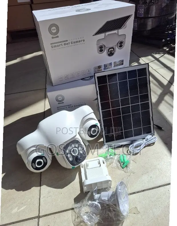 3-Lens Solar PTZ 4G Outdoor Security Camera - 1